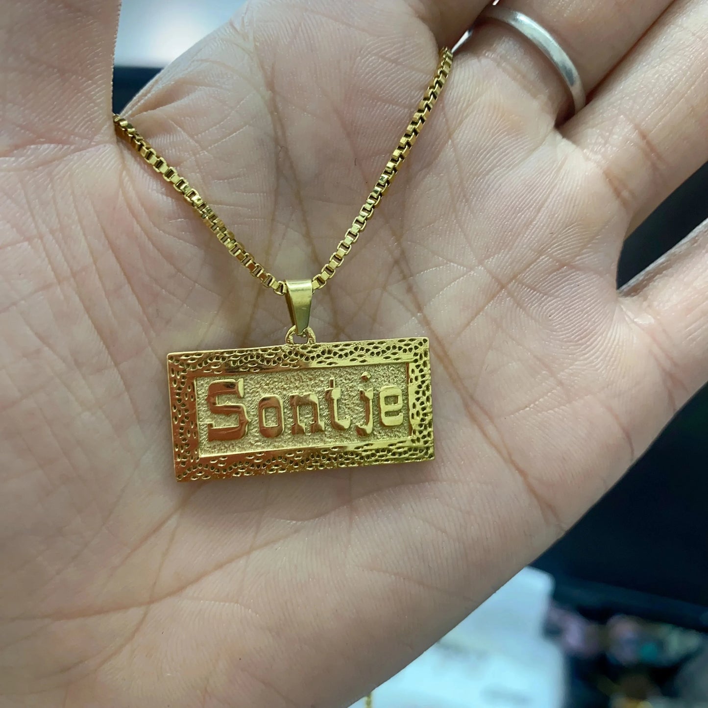 3D CUSTOM NAME PLATE NECKLACE