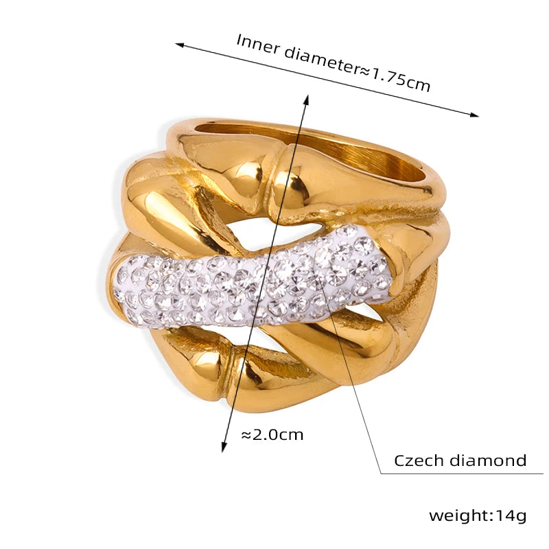 TWIST OVERLAP DESIGN RING