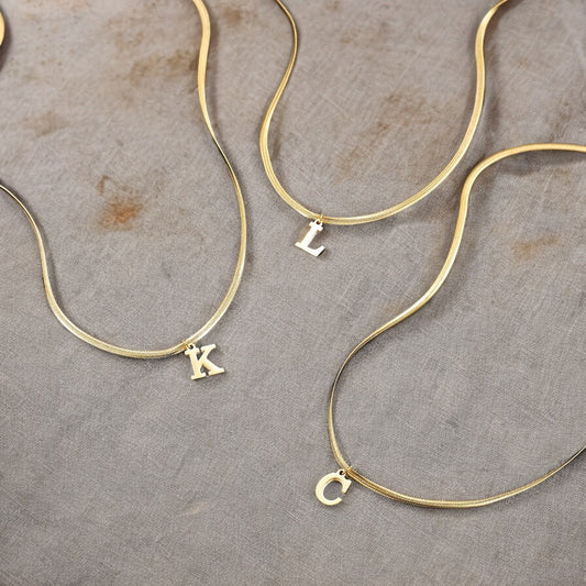 CAPITAL LETTER INTIAL NECKLACE