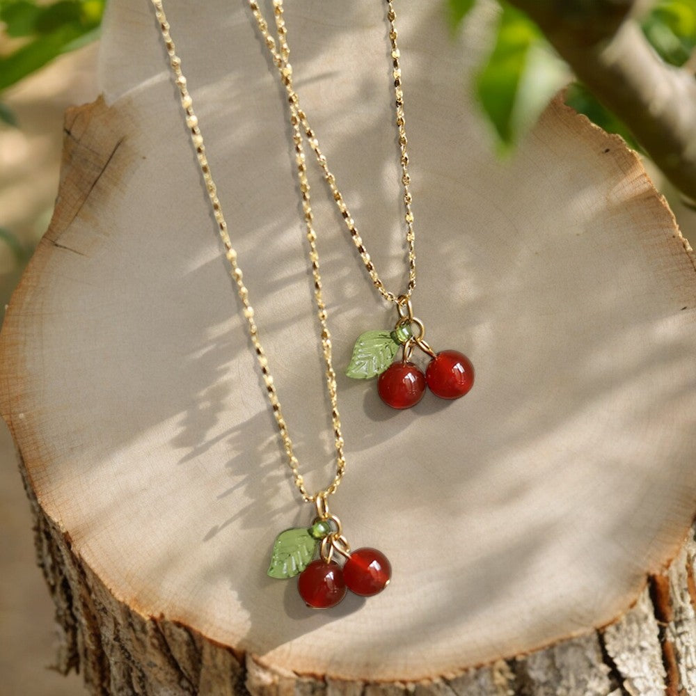 CHERRY NECKLESS