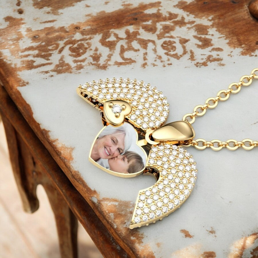 LOCKET PHOTO NECKLESS